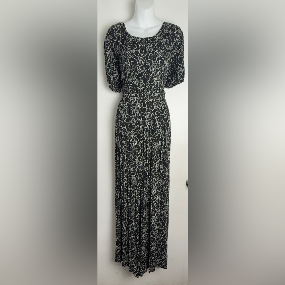 Elegant Black and White Patterned Jumpsuit